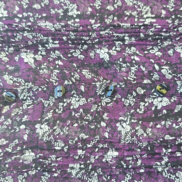 Jaclyn Smith Purple and White Floral Long Sleeve Blouse/Top - Picture 6 of 6